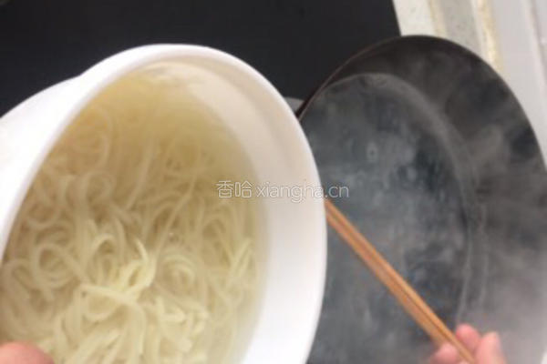 素炒面的做法图解3