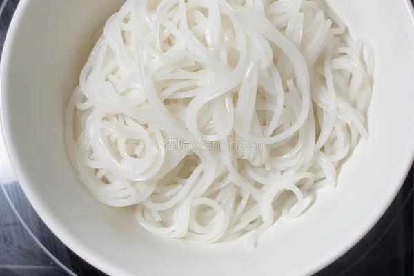 红烧牛肉饵丝的做法图解3