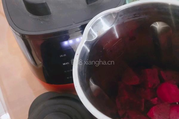火龙果面的做法图解2