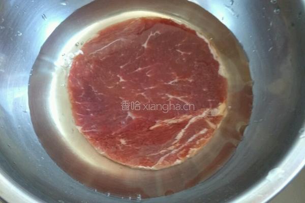 煎牛排的做法图解1