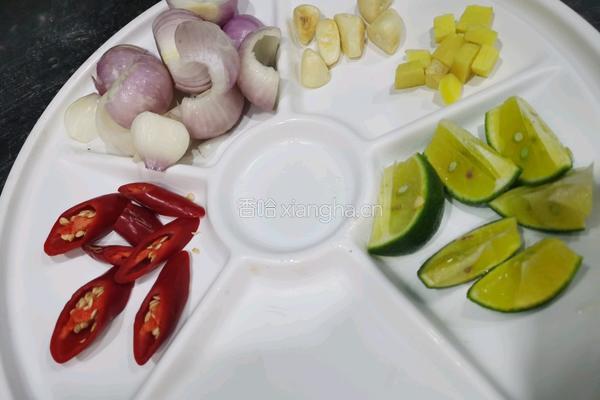 柠檬香酥鸡的做法图解3