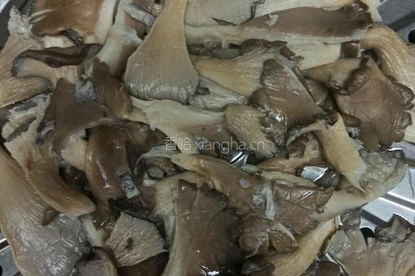 软炸鲜蘑的做法图解1