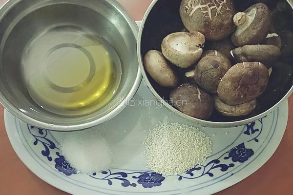 香菇汤的做法图解1