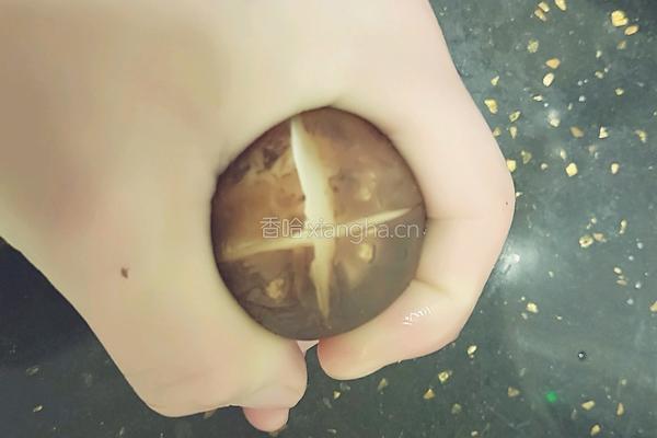 香菇汤的做法图解3