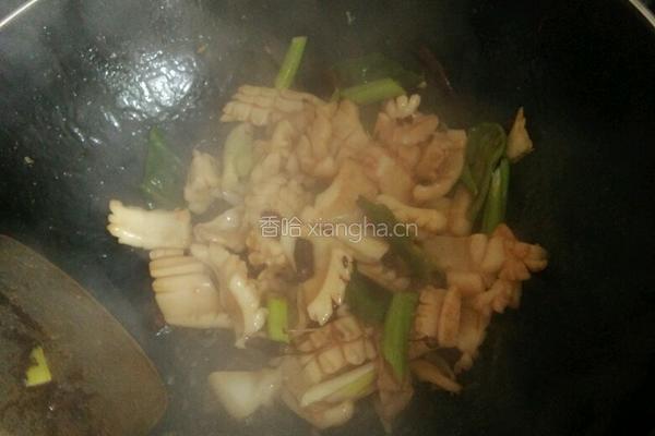 爆炒鱿鱼卷的做法图解7