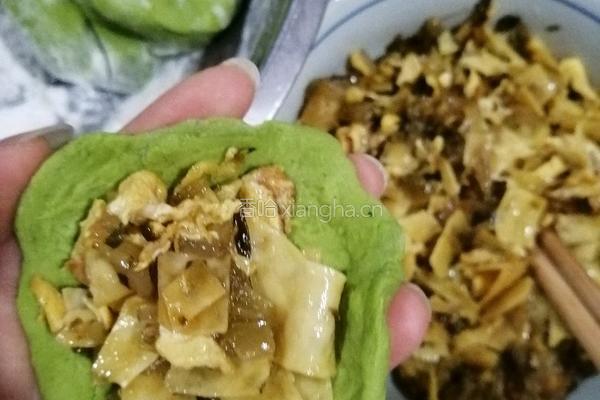 菠菜包子的做法图解6