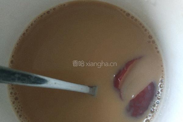 红枣奶茶的做法图解4