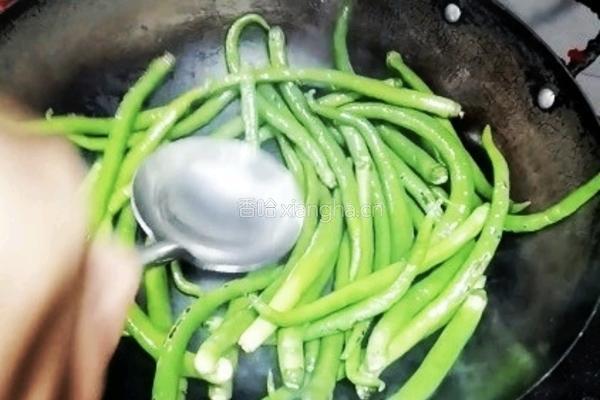 虎皮二荆条的做法图解3
