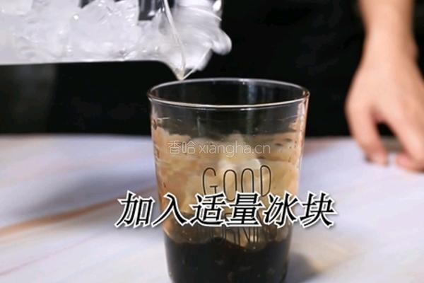 鹿角巷同款黑糖鹿丸鲜奶的做法(小兔奔跑饮品培训)的做法图解3