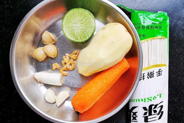 鲍鱼咖喱面的做法图解1