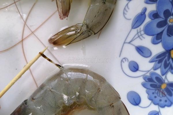 油菜炒虾仁的做法图解2