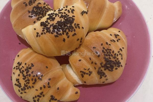 牛角面包的做法图解3