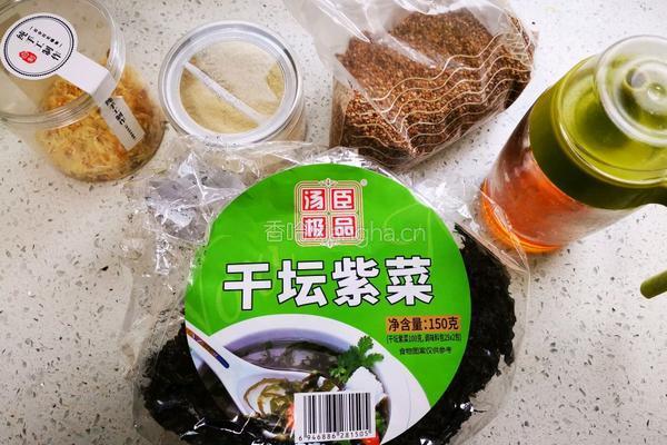 自制海苔拌饭碎的做法图解1