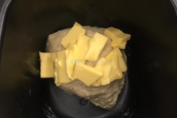 椰蓉豆沙面包的做法图解3