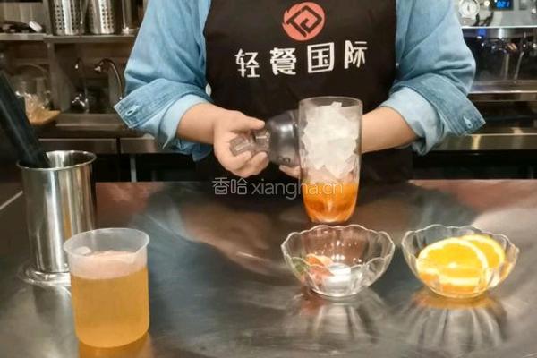 喜茶同款｜橙香草莓果茶的做法图解6