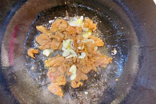 青椒土豆片的做法图解2