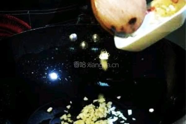 土豆条烧西兰花的做法图解8