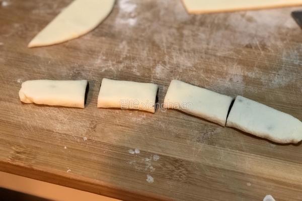 豆沙馅儿零食的做法图解6