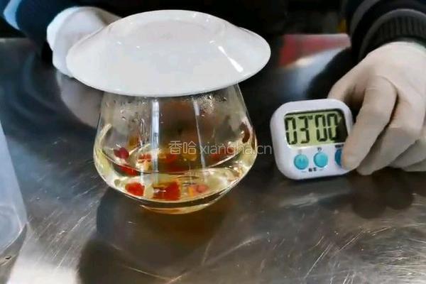 防疫饮品l罗汉果雪梨蜂蜜水的做法图解4