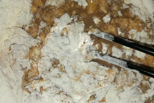 电饭煲巧克力面包的做法图解2