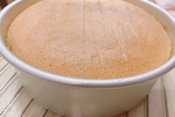 八寸戚风蛋糕,仅5样材料的做法图解7
