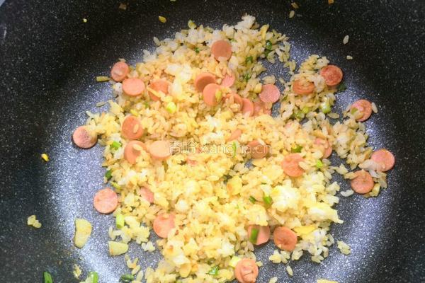 咖喱火腿蛋炒饭的做法图解6