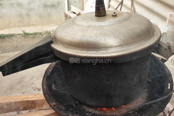 黄豆焖猪蹄的做法图解8