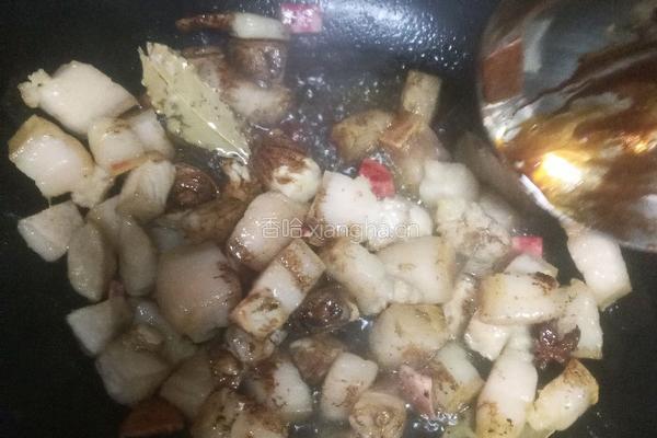 土豆红烧肉的做法图解2