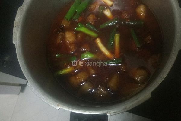 土豆红烧肉的做法图解3