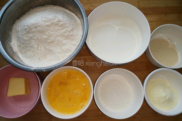 红豆沙小餐包的做法图解1