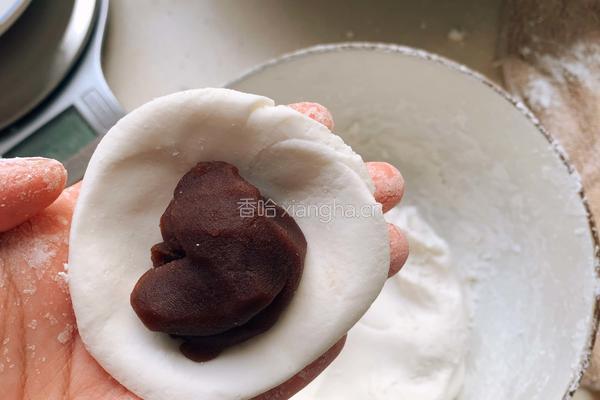 糯米粉豆沙包的做法图解1