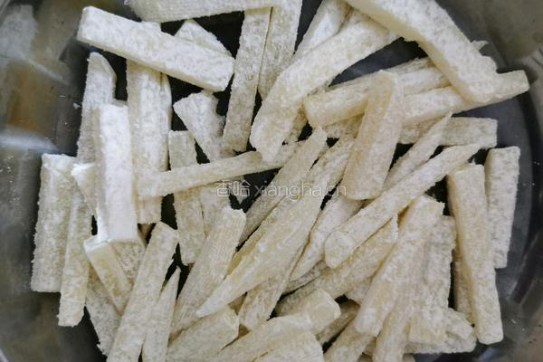 宅家必备下午茶～炸鸡翅薯条的做法图解7