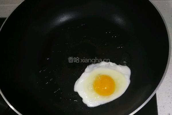 鸡蛋火腿三明治的做法图解2