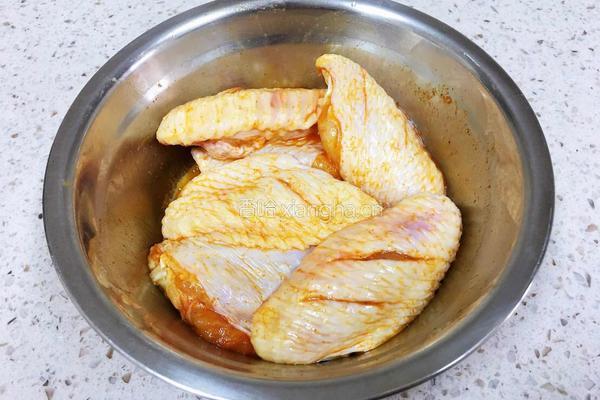 砂锅烤鸡翅的做法图解3