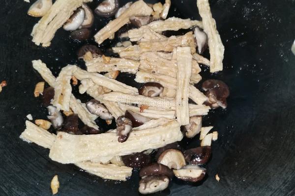 家常香菇腐竹的做法图解5