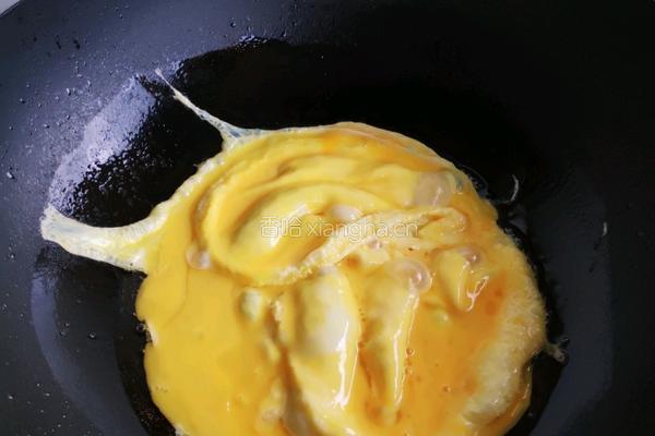 菠萝咖哩炒饭的做法图解4