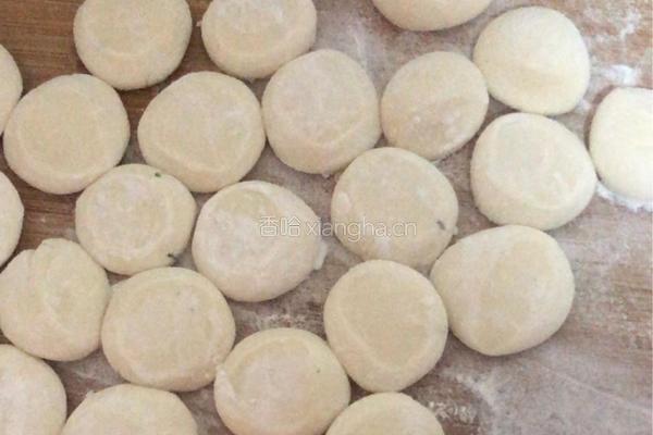 荠菜饺子?的做法图解4