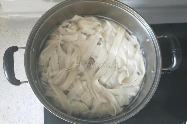 大盘鸡拌面的做法图解15