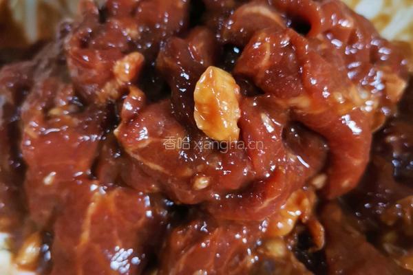 胡萝卜杏鲍菇炒肉的做法图解5