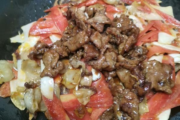 胡萝卜杏鲍菇炒肉的做法图解13