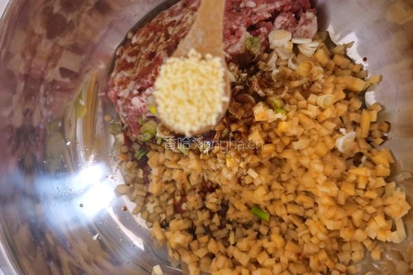 猪肉土豆包子的做法图解16