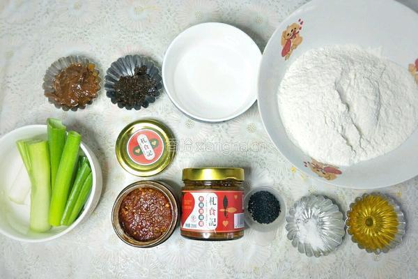 家常酱香饼的做法的做法图解1
