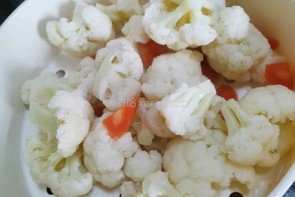 花菜炒肉的做法图解7