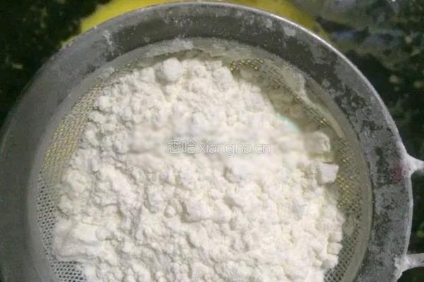 不开裂的纸杯小蛋糕的做法图解5
