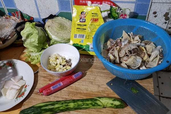 腊鸡炖土豆的做法图解3