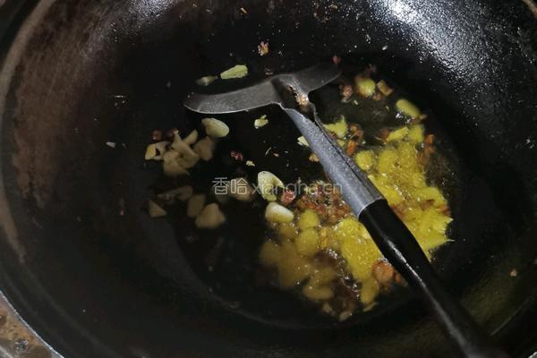 腊鸡炖土豆的做法图解4