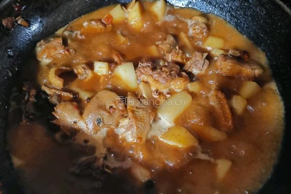 腊鸡炖土豆的做法图解10