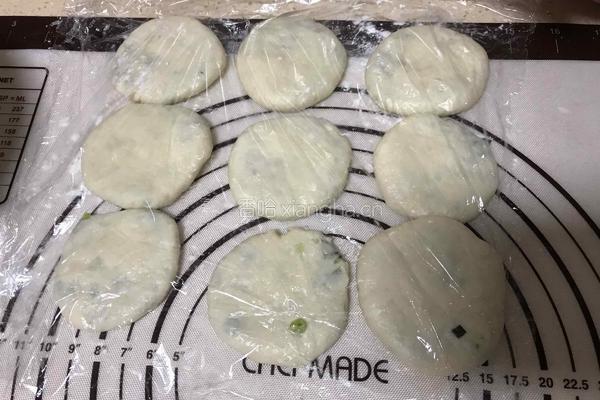 葱油饼的做法图解6