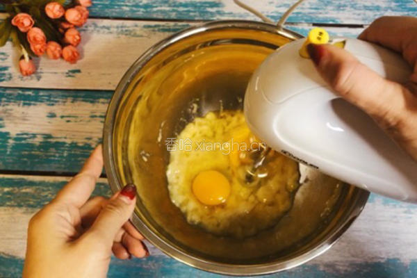红糖香蕉玛芬（轻黄油）的做法图解4