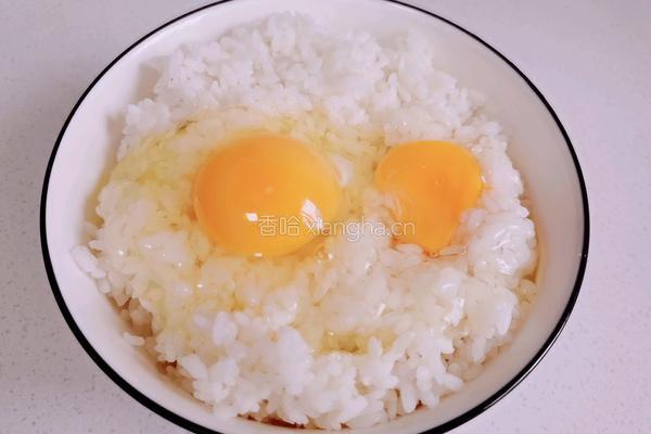 香肠炒蛋饭便当的做法图解3